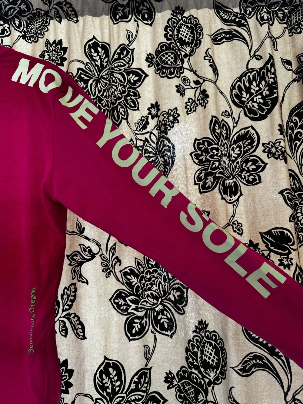 Nike Hot Pink Worldtour Graphic Sweatshirt with White Logo